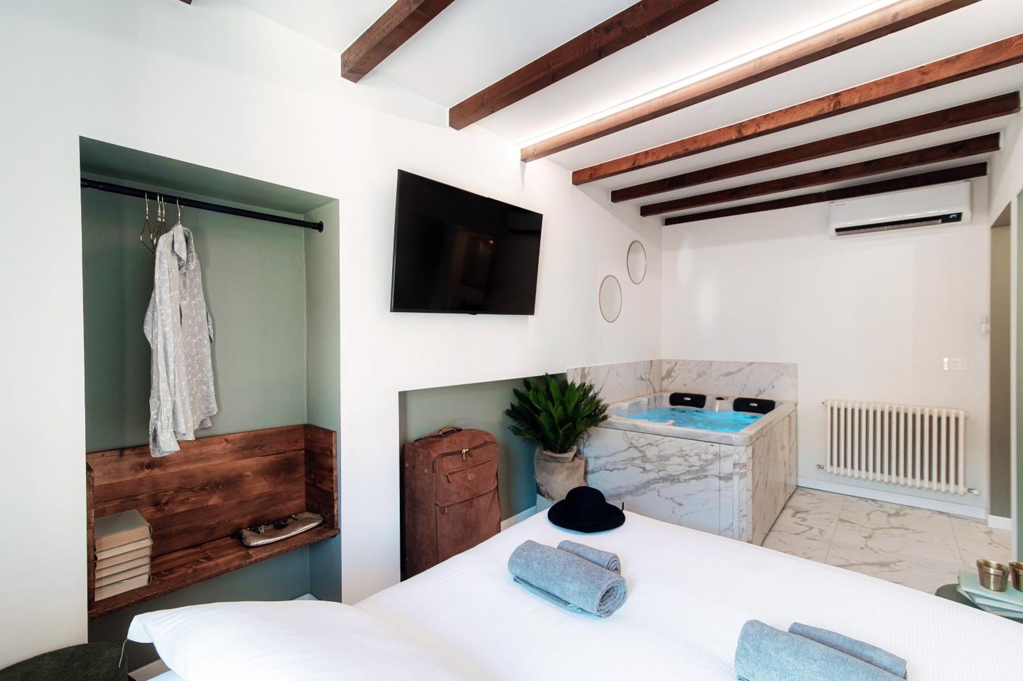 Sahara & Amazzonia Luxury Rooms- The House Of Travelers Appartement