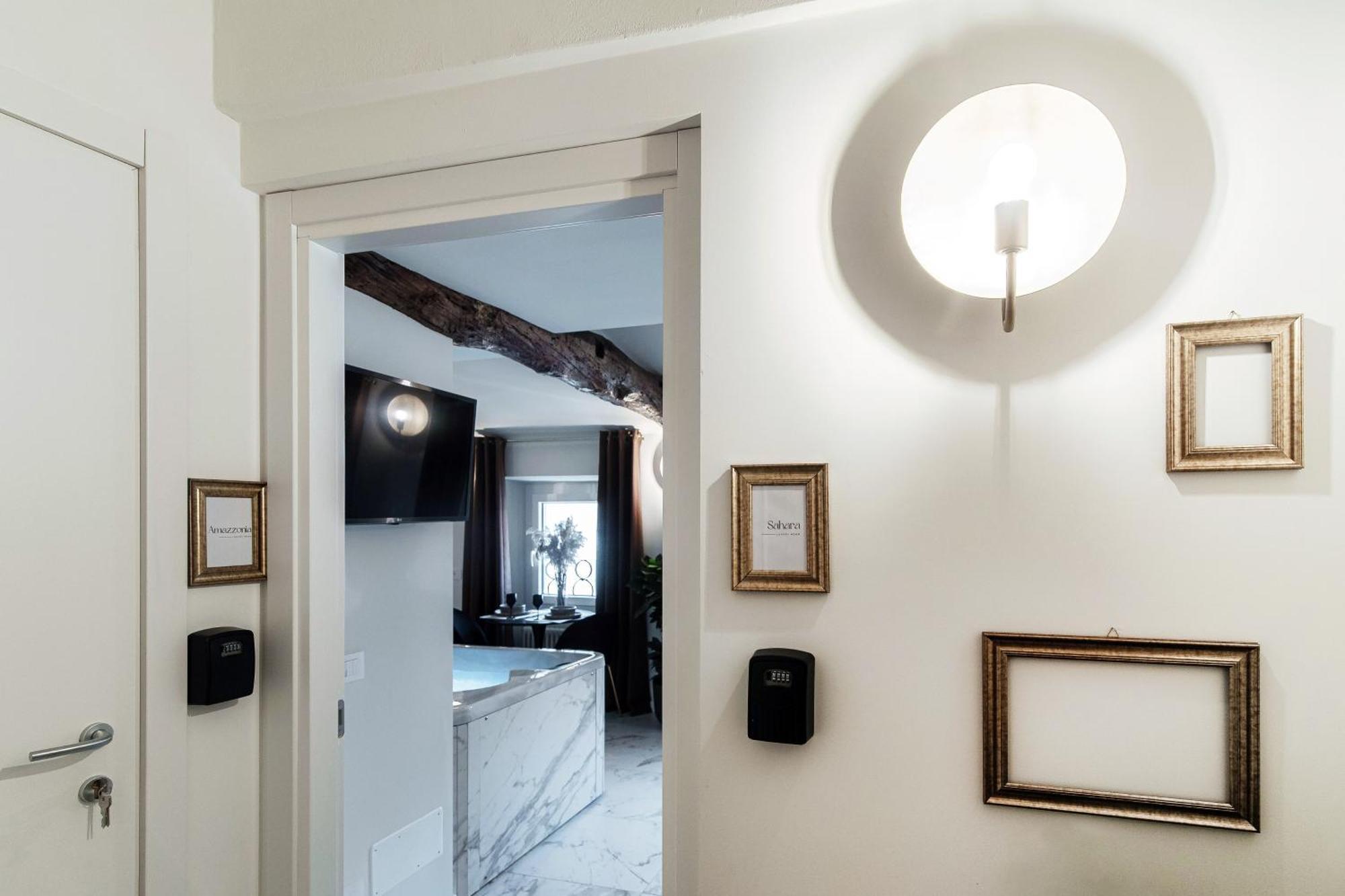 Sahara & Amazzonia Luxury Rooms- The House Of Travelers Appartement Como